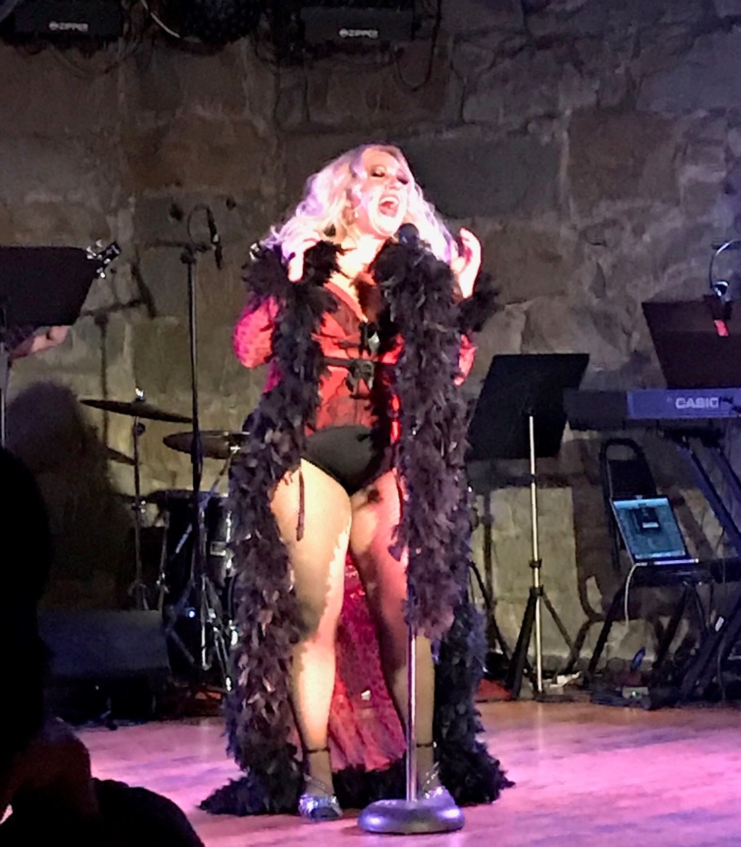 sugar cabaret KAFE 104.1