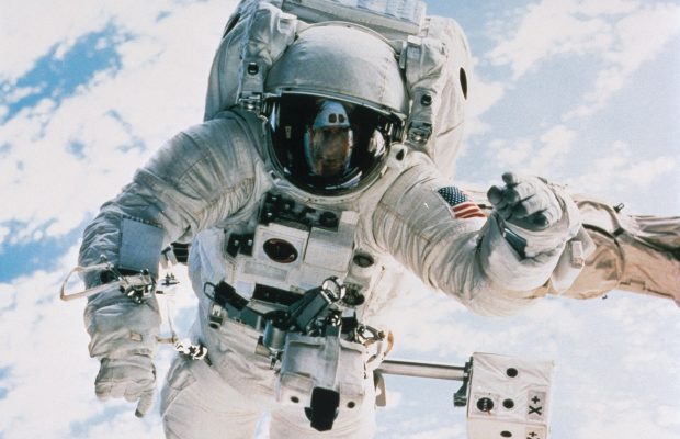 Astronauts share tips on staying sane while isolated