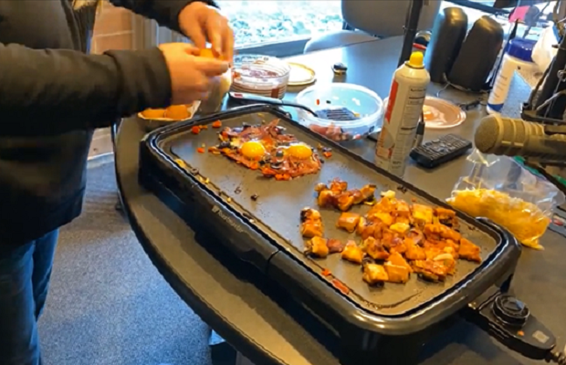 WATCH: Dave & Mandy test TikTok Pizza Eggs recipes to see which is best.