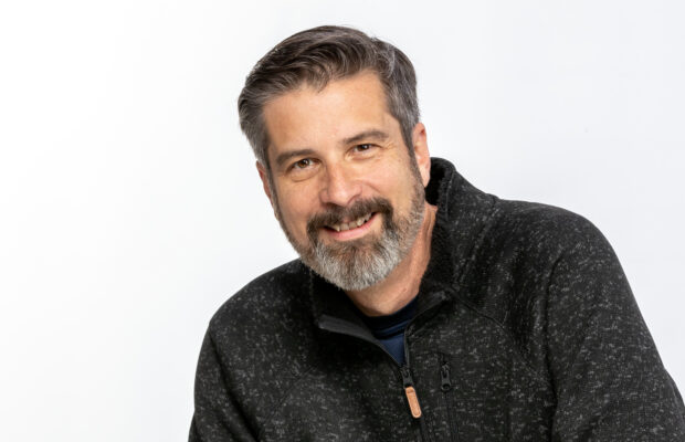 Dave Walker – Weekdays 5:30am-10:00am