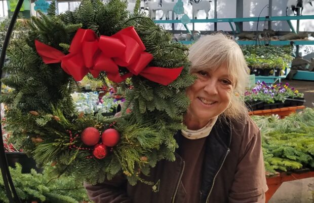 GREEN THUMB THURSDAY: New Ideas for Holiday Decor!