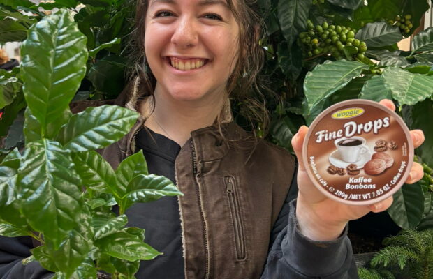 GREEN THUMB THURSDAY: Everybody Loves COFFEE